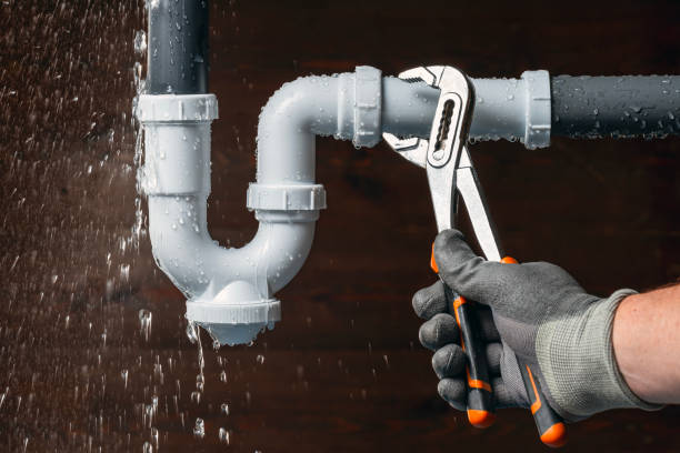 Professional Plumbing technician working in Halethorpe, MD